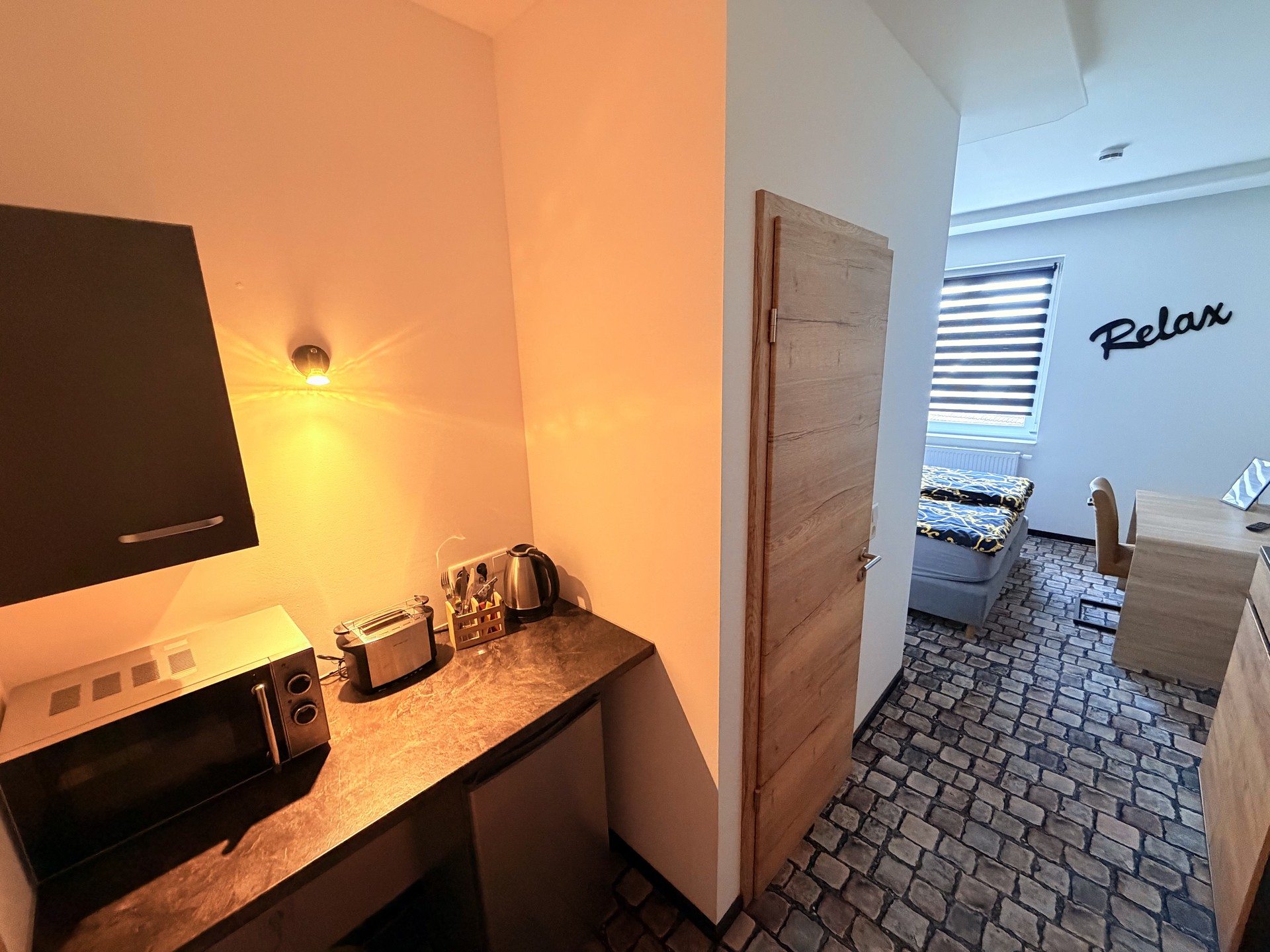 Studio Plus Zimmer Gesamtansicht